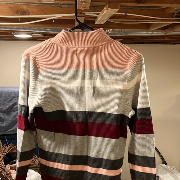 Karen Scott multicolored sweater - Picture 2 of 3